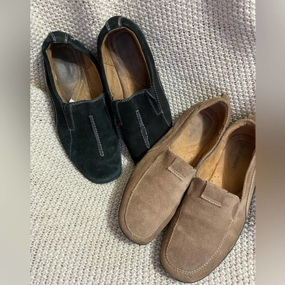 Two Pairs of Naturalizer Loafers, Size 6.5